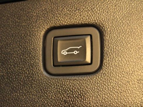 Used 2020 Chevrolet Blazer RS image 14