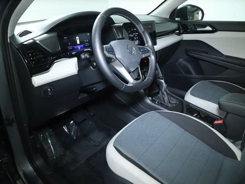 Used 2025 Volkswagen Taos S FWD image 17