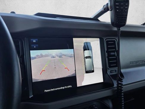 Used 2023 Ford Bronco Wildtrak image 24