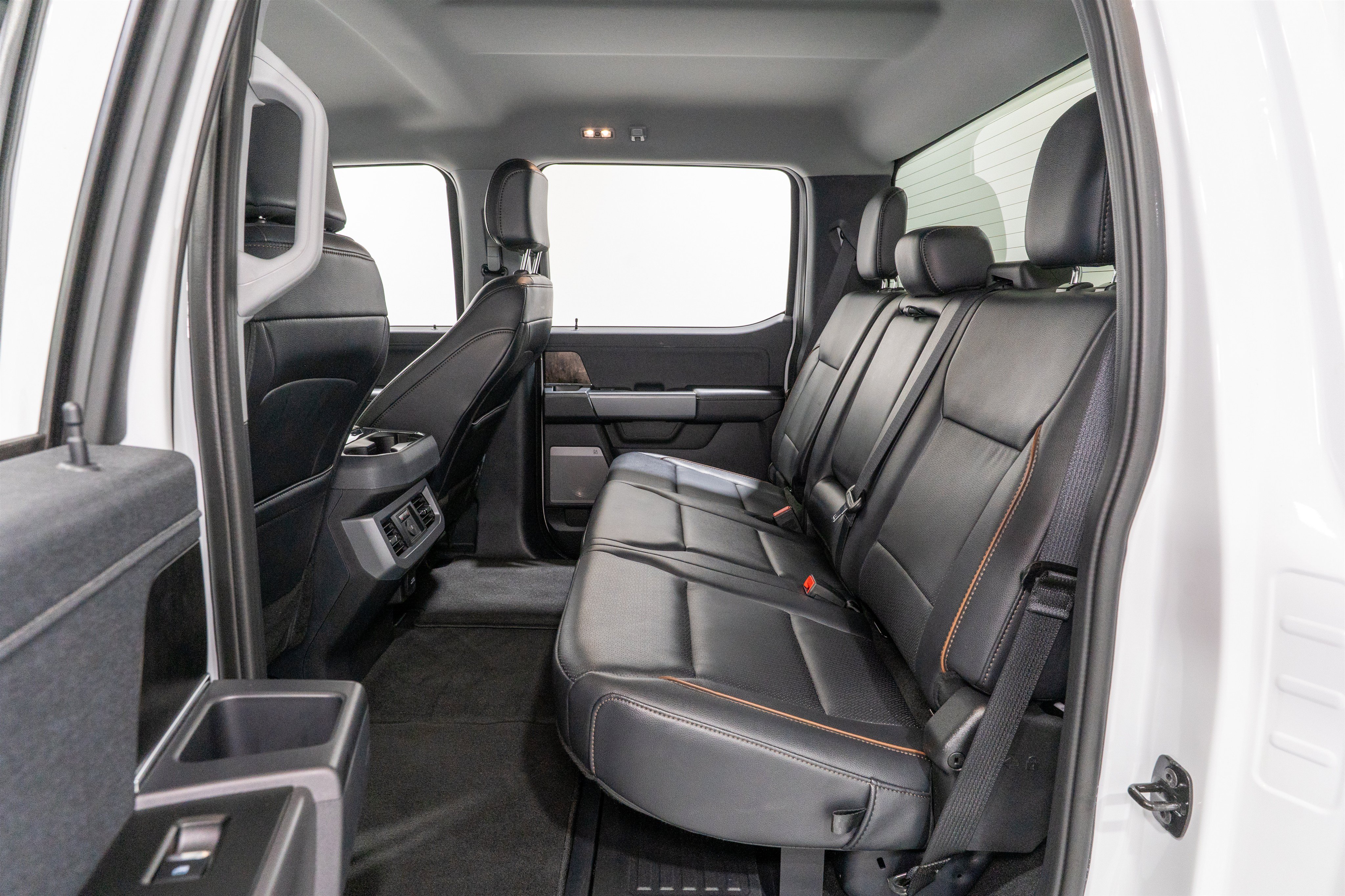 Used 2025 Ford F250 Lariat AWD/4WD image 34