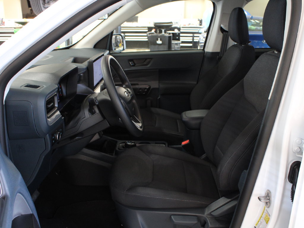 Used 2025 Ford Maverick XL FWD image 12