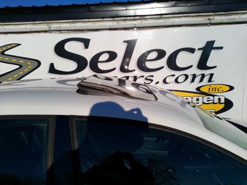 Used 2013 Volkswagen Jetta GLI FWD image 36