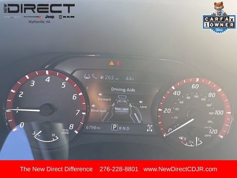 Used 2025 Nissan Frontier PRO-4X w/ Interior Protection Package image 11