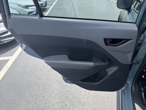 Used 2025 Subaru Crosstrek 2.5i Premium AWD/4WD image 15