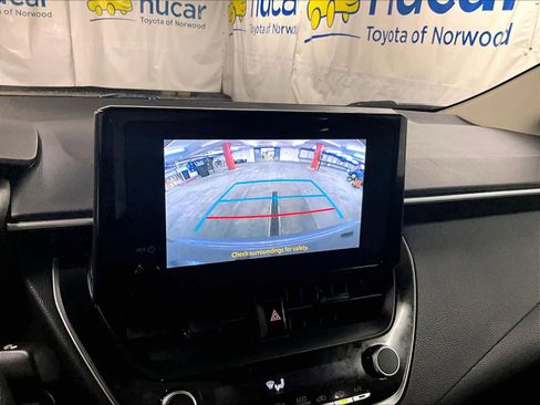 Used 2024 Toyota Corolla LE w/ LE Convenience Package image 19