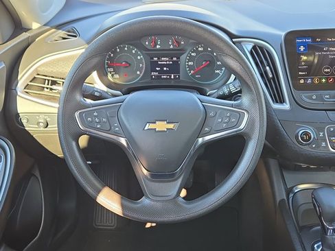 Used 2024 Chevrolet Malibu LT image 18