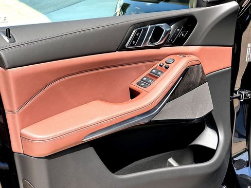 New 2026 BMW X5 xDrive40i w/ Climate Comfort Package image 9