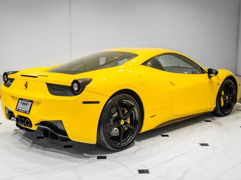 Used 2011 Ferrari 458 Italia Coupe RWD image 9