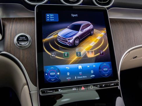 New 2026 Mercedes-Benz GLC 300 GLC 300 image 25