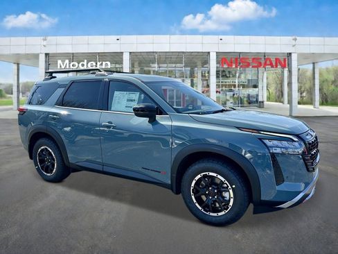 New 2026 Nissan Pathfinder Rock Creek AWD/4WD image 7