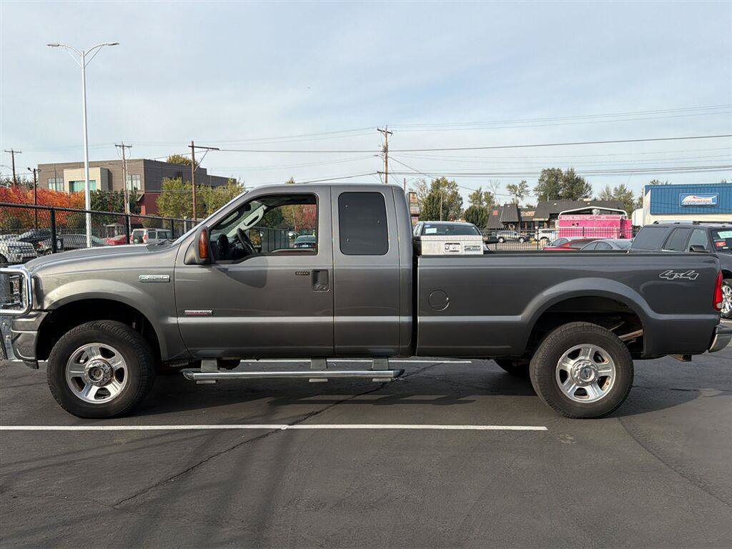 Used 2005 Ford F250 XLT AWD/4WD image 3