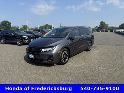 Certified 2026 Honda Odyssey EX-L image 2