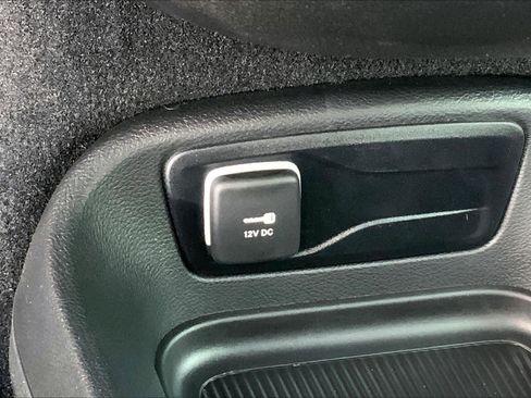 New 2026 Chrysler Voyager LX image 16