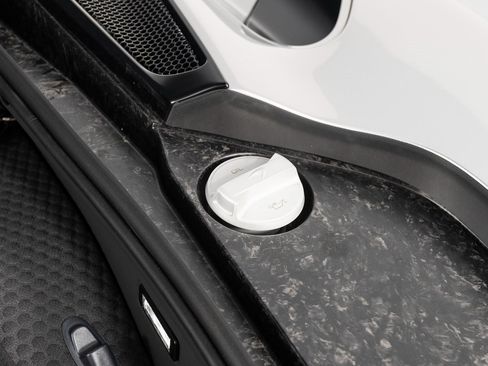 Used 2023 McLaren GT image 38