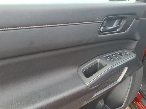 Used 2023 Nissan Pathfinder Rock Creek AWD/4WD image 5