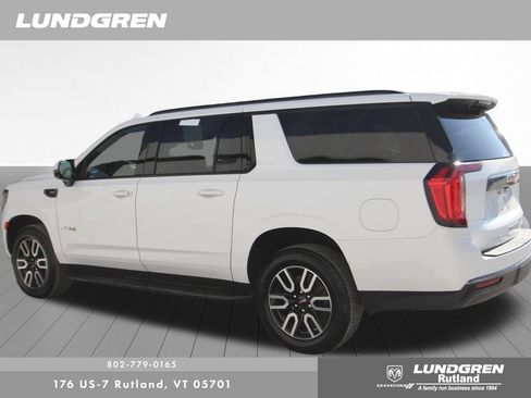 Used 2023 GMC Yukon XL AT4 AWD/4WD image 6