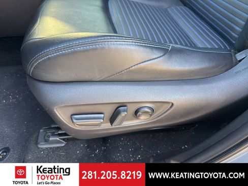 Used 2019 Toyota RAV4 XSE image 15