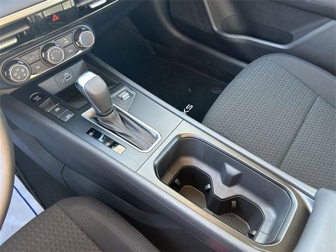 Used 2025 Nissan Kicks S image 21