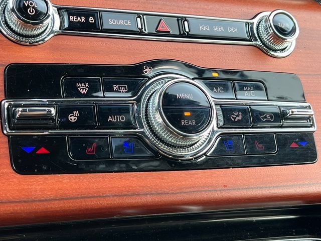 Used 2024 Lincoln Aviator Reserve w/ Equipment Group 201A AWD/4WD image 26