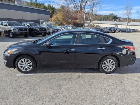 Used 2015 Nissan Altima 2.5 S w/ Power Driver Seat Package image 4