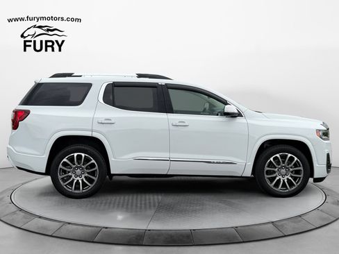 Used 2023 GMC Acadia Denali w/ Denali Ultimate Package AWD/4WD image 3