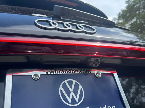 Used 2025 Audi Q6 e-tron Premium w/ Convenience Package RWD image 41