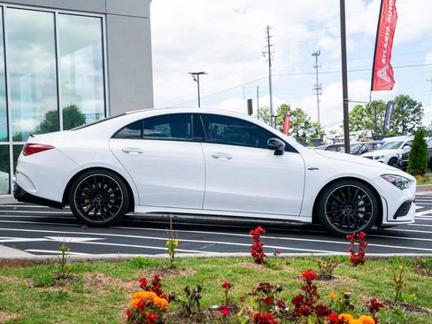 Used 2022 Mercedes-Benz CLA 35 AMG 4MATIC image 12