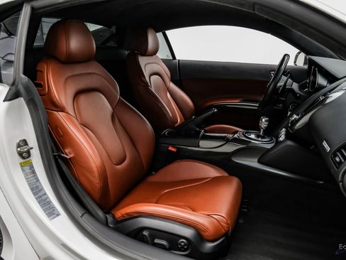 Used 2010 Audi R8 V10 image 58