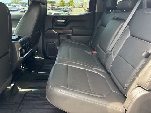 Used 2019 GMC Sierra 1500 SLT w/ SLT Premium Plus Package AWD/4WD image 6