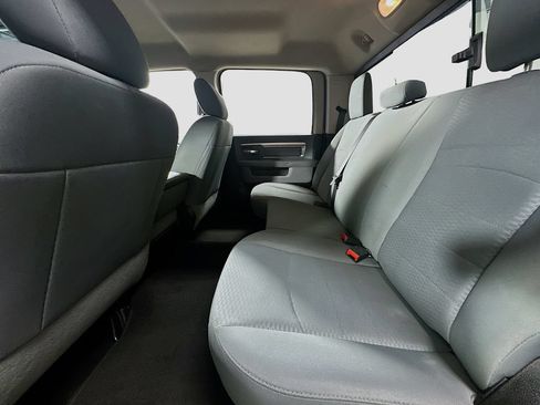 Used 2020 RAM 1500 Classic SLT AWD/4WD image 24
