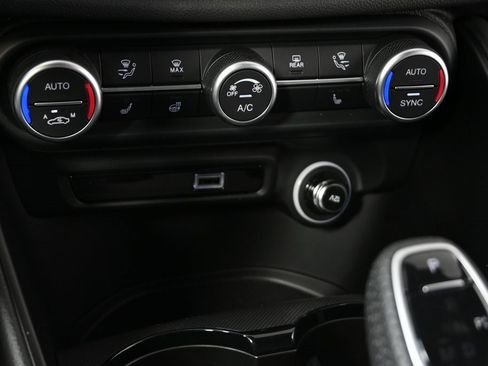 New 2025 Alfa Romeo Giulia w/ Driving Assist Package image 14