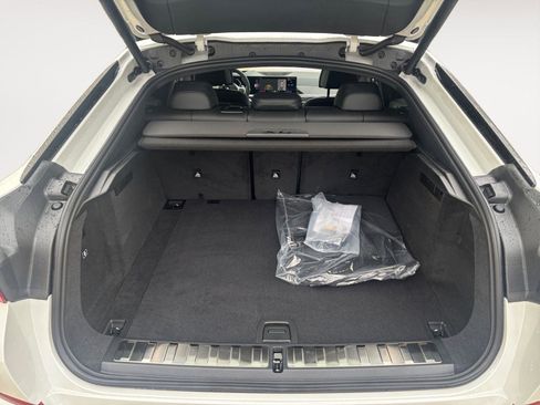 New 2026 BMW X6 xDrive40i image 16