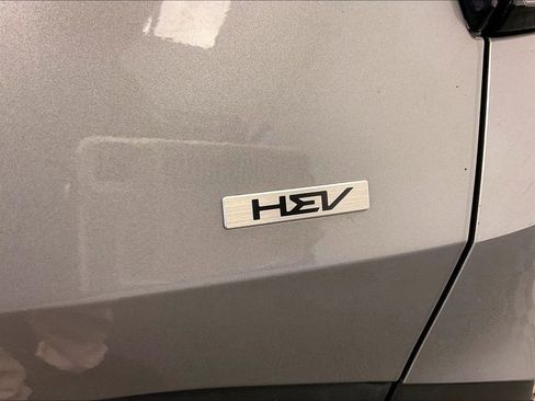 Used 2023 Kia Sportage LX image 7