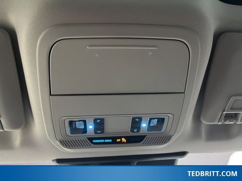 Certified 2025 Ford Mustang Mach-E Premium w/ Sport Appearance Package image 40