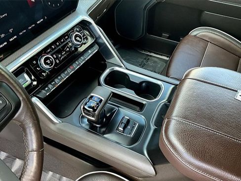 Used 2023 GMC Sierra 1500 Denali image 13