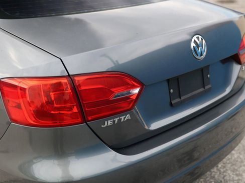 Used 2012 Volkswagen Jetta SE FWD image 29