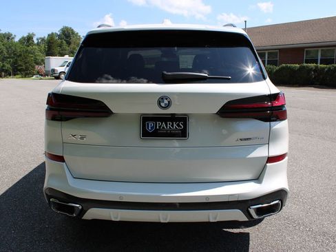 New 2026 BMW X5 xDrive50e w/ M Sport Package image 7