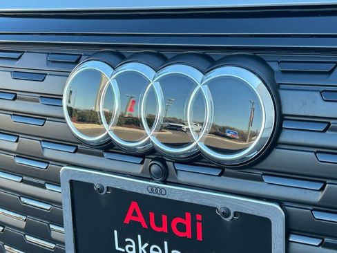 Used 2024 Audi Q4 e-tron Premium w/ Convenience Package image 38