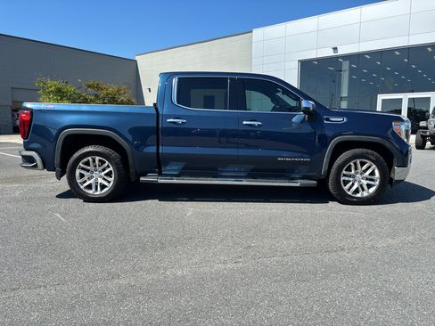 Used 2022 GMC Sierra 1500 SLT AWD/4WD image 4