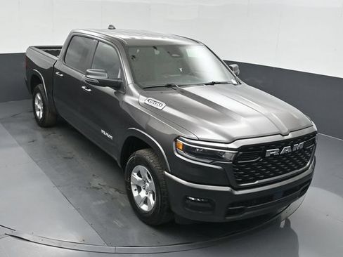 New 2026 RAM 1500 4x4 Crew Cab image 37