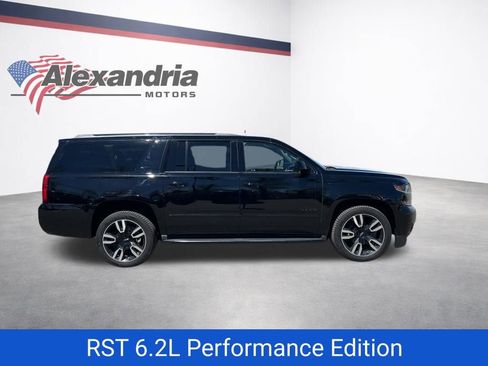 Used 2019 Chevrolet Suburban Premier w/ RST 6.2L Performance Edition AWD/4WD image 5