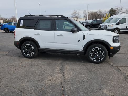 New 2025 Ford Bronco Sport Outer Banks w/ Outer Banks Tech Package+ image 14