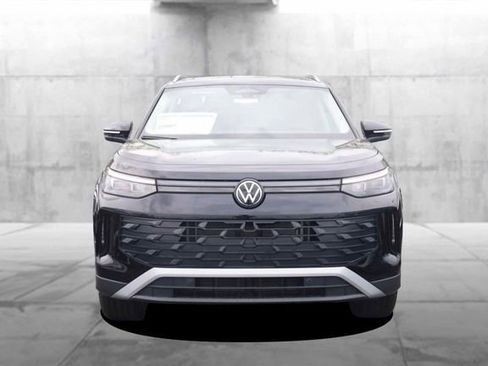 New 2026 Volkswagen Tiguan SE AWD/4WD image 4