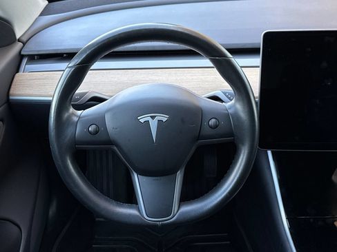 Used 2019 Tesla Model 3 RWD image 15