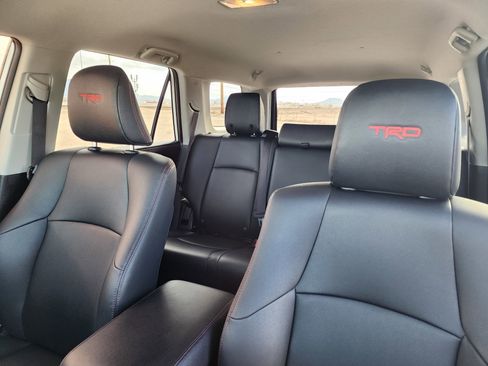 Used 2019 Toyota 4Runner TRD Off-Road Premium image 16