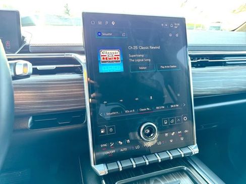 Used 2026 GMC Sierra EV Denali AWD/4WD image 13