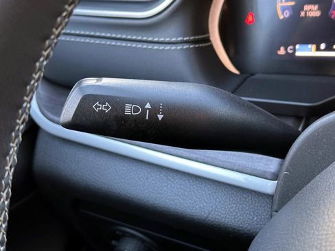 Used 2023 Jeep Grand Cherokee L Limited w/ Luxury Tech Group II image 25