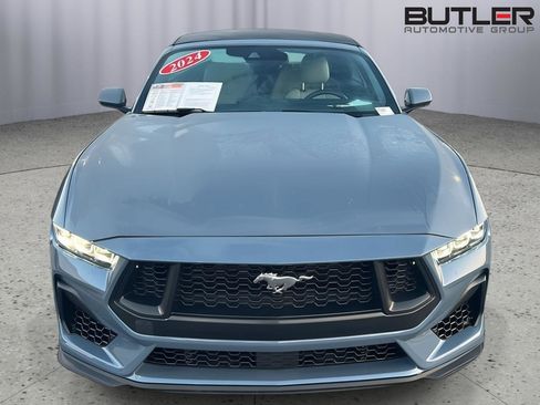 Used 2024 Ford Mustang Premium RWD image 9