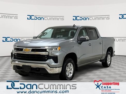 Used 2025 Chevrolet Silverado 1500 LT AWD/4WD image 1