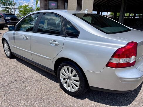 Used 2004 Volvo S40 2.4i FWD image 6